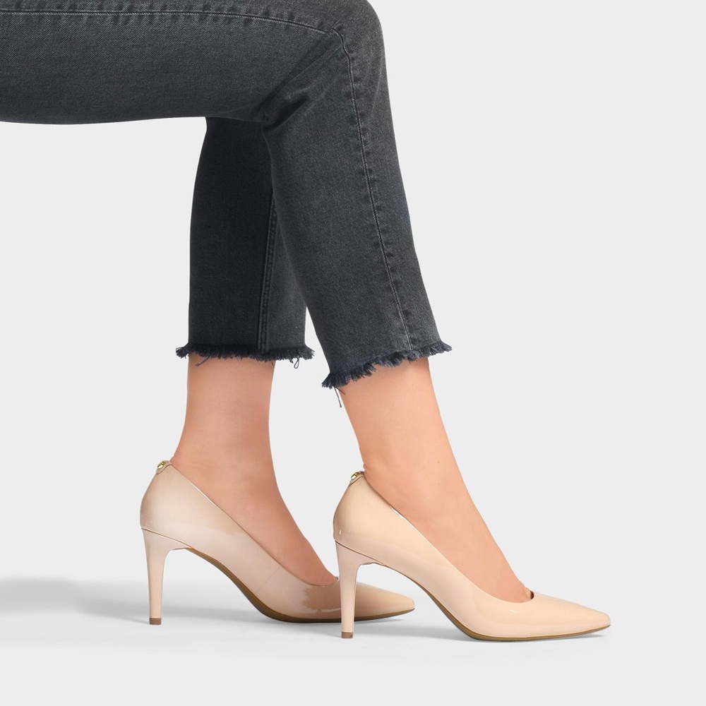 BRAND NEW Michael Kors Dorothy Flex Leather Blush Pump Heels Size 7.5 M and 8 M